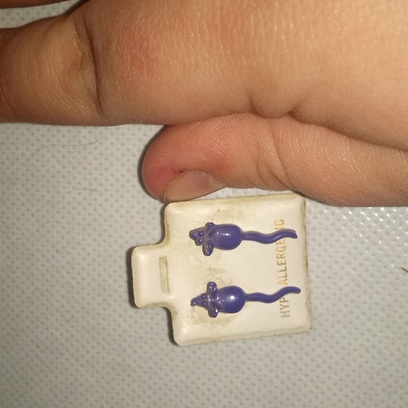 Hypo-Allergenic Collectable Mouse Earrings - Picture 11 of 11